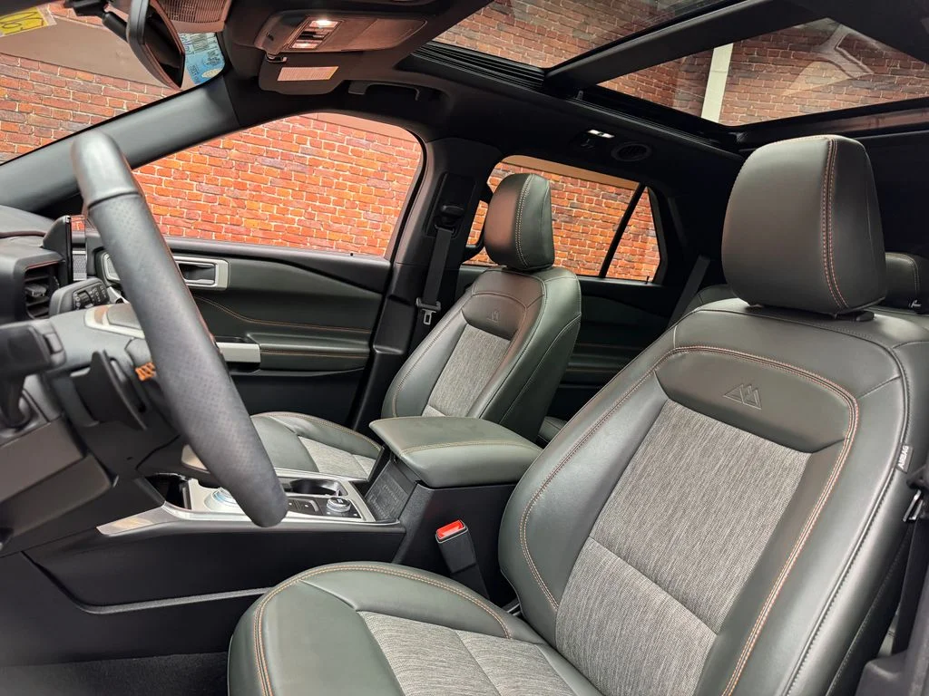 Used 2023 Ford Explorer - photo 41