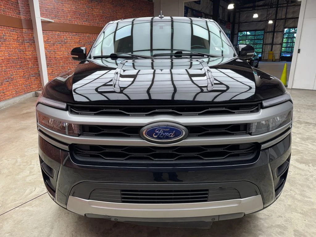 Used 2024 Ford Expedition - photo 9
