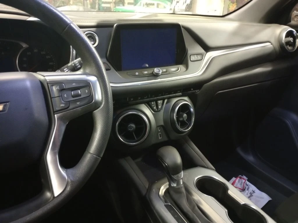Used 2021 Chevrolet Blazer - photo 25