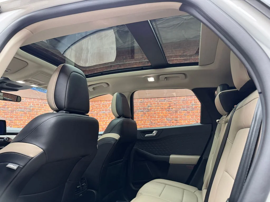 Used 2020 Ford Escape - photo 10