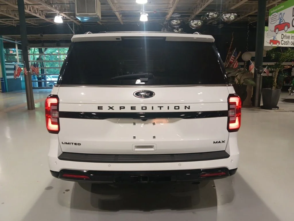 Used 2024 Ford Expedition MAX - photo 8