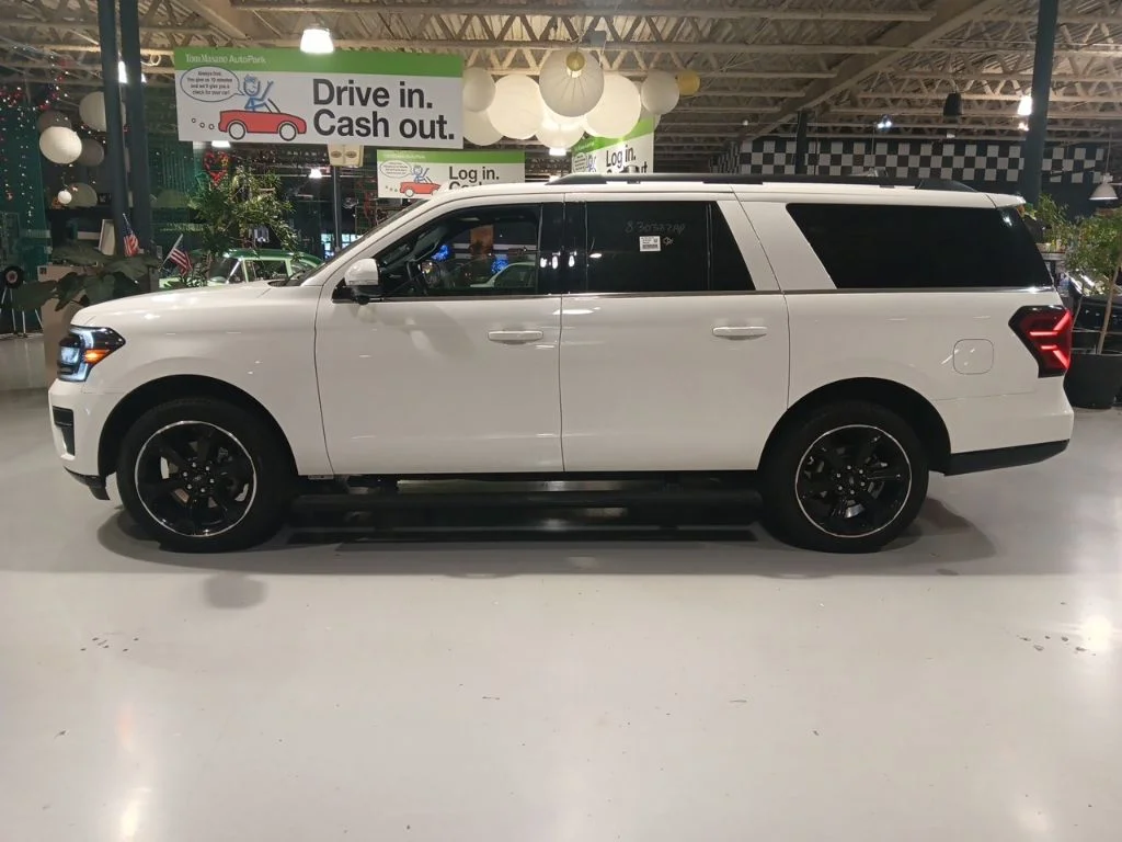 Used 2024 Ford Expedition MAX - photo 10