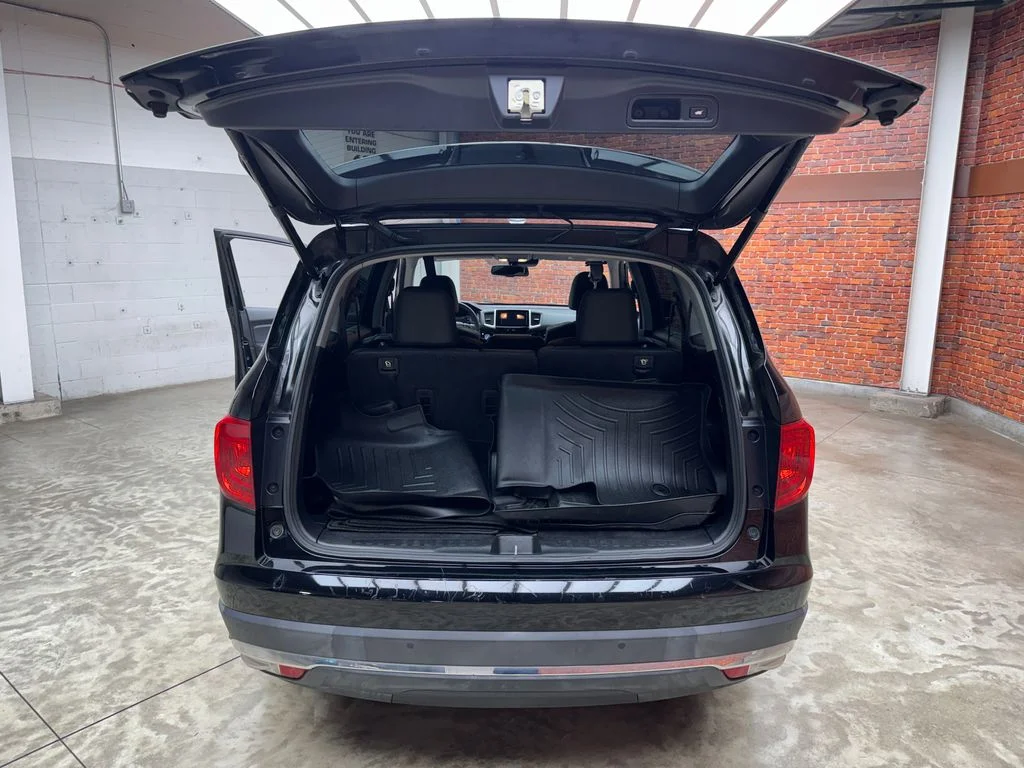 Used 2018 Honda Pilot - photo 15