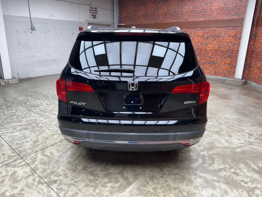 Used 2018 Honda Pilot - photo 5