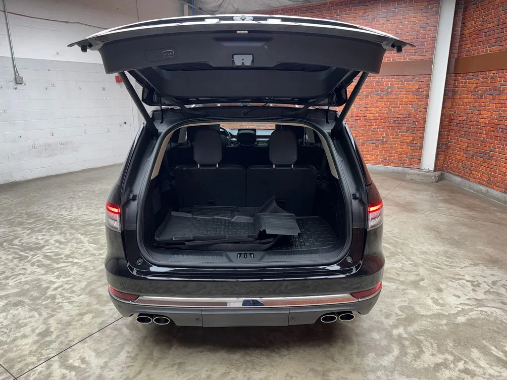 Used 2022 Lincoln Aviator - photo 34