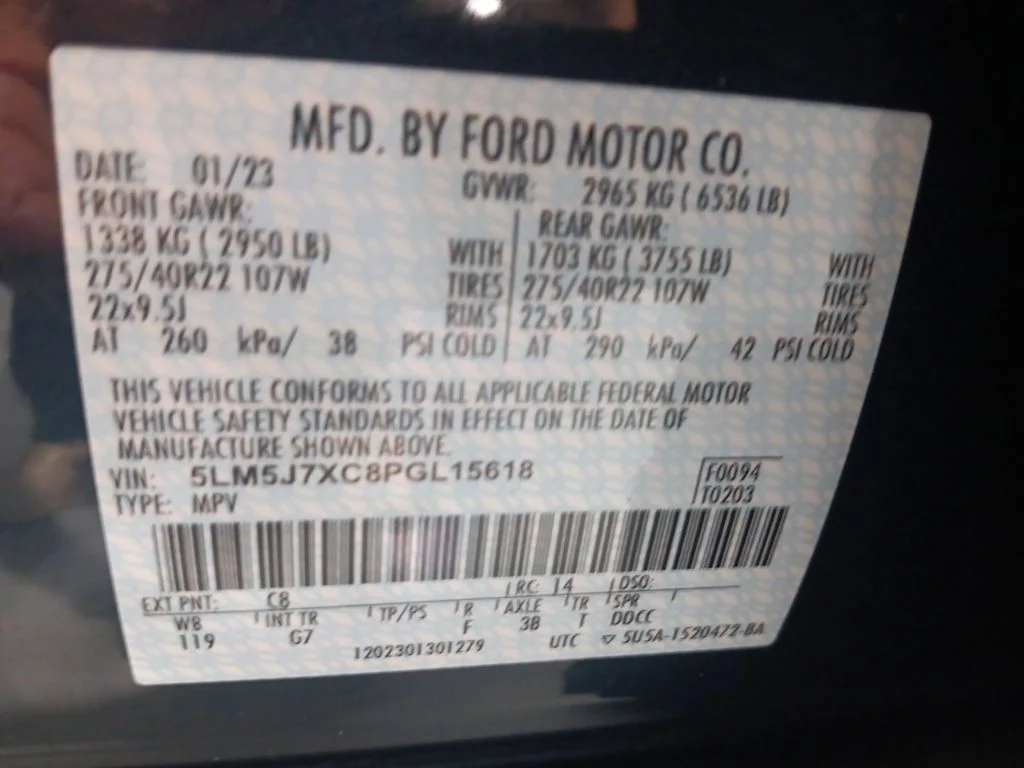 Used 2023 Lincoln Aviator - photo 16