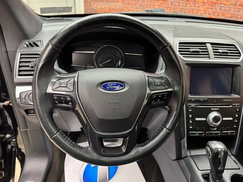 Used 2018 Ford Explorer - photo 14