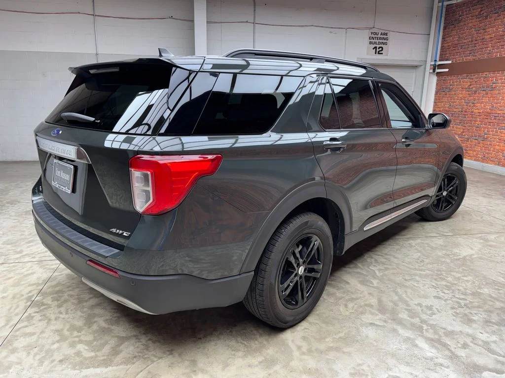 Used 2023 Ford Explorer - photo 6