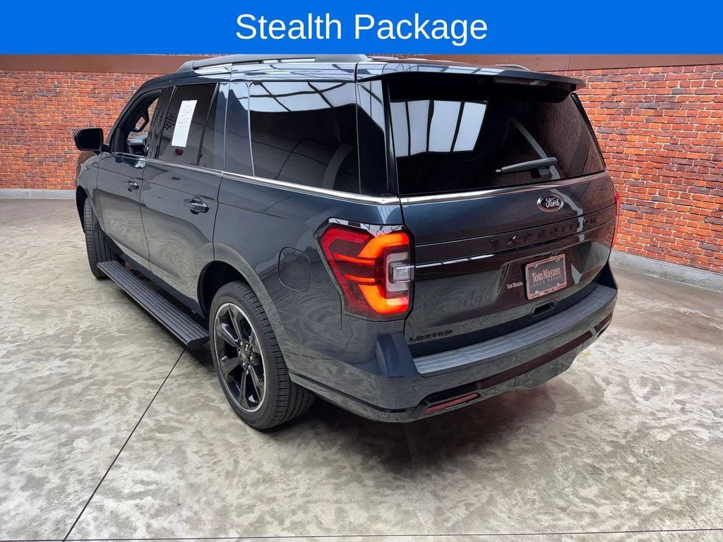 Used 2024 Ford Expedition - photo 12