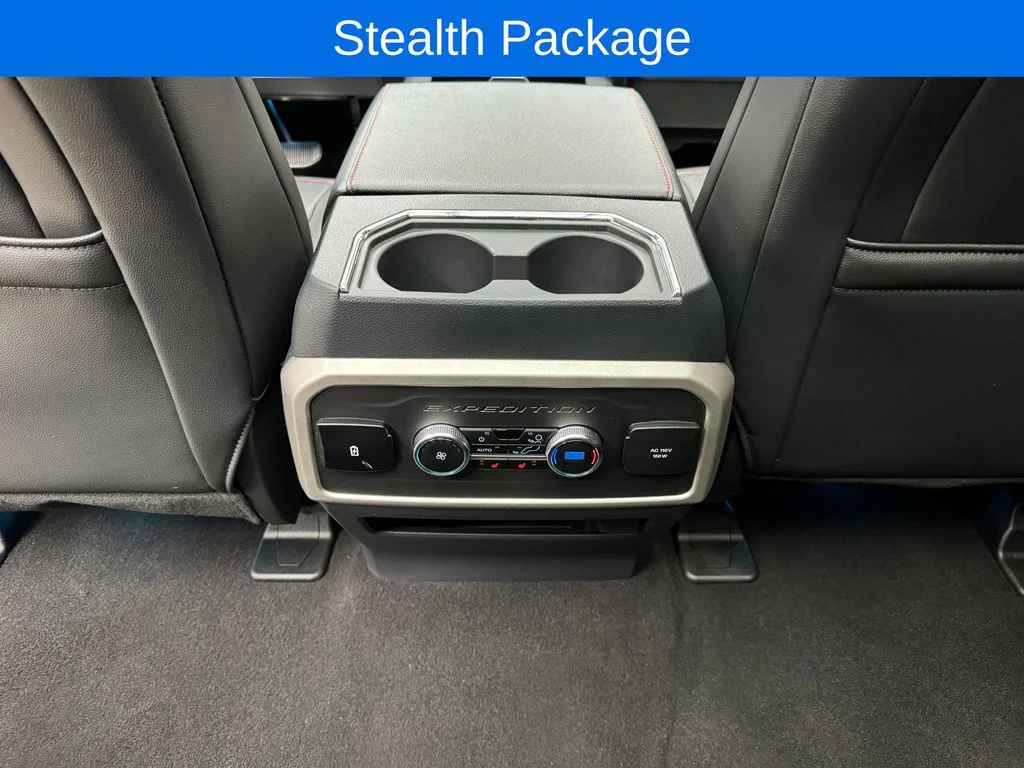Used 2024 Ford Expedition - photo 14