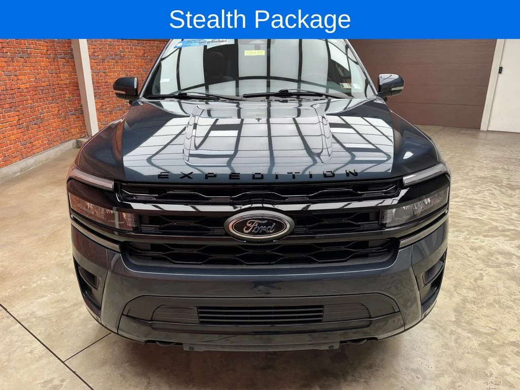Used 2024 Ford Expedition - photo 8