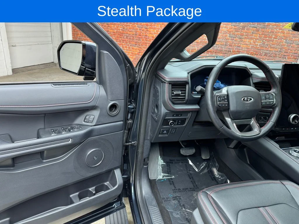 Used 2024 Ford Expedition - photo 9