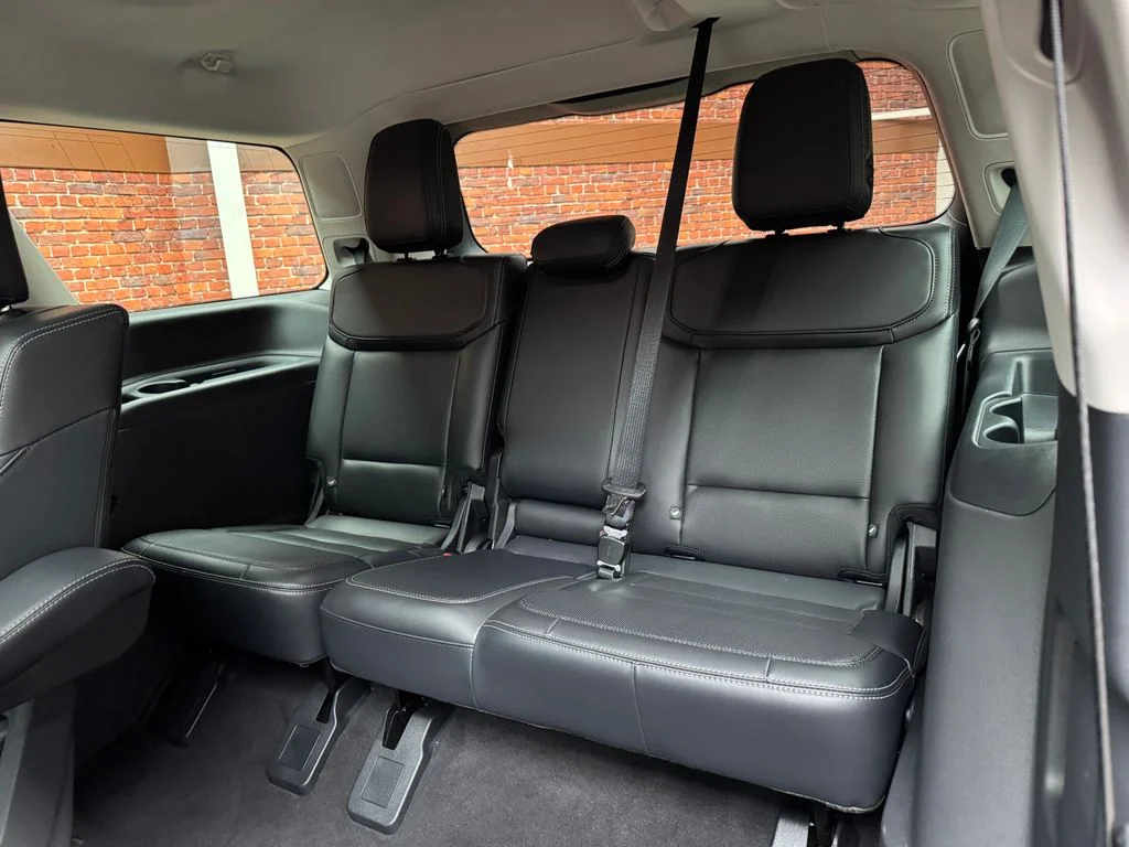 Used 2025 Ford Expedition - photo 1