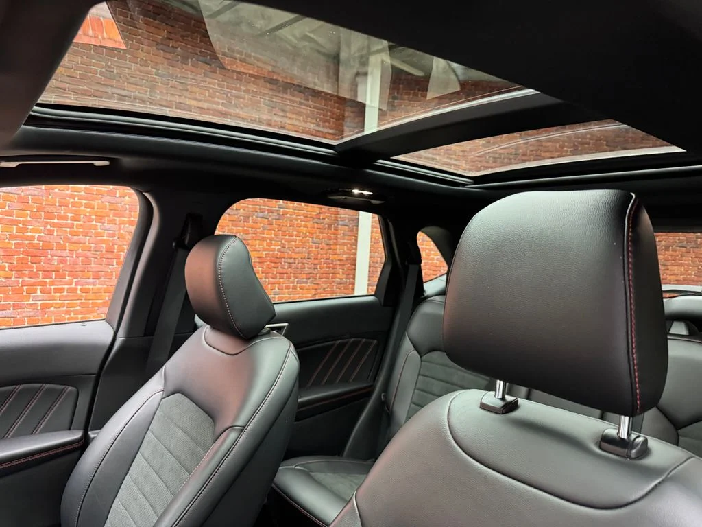 Used 2023 Ford Edge - photo 2