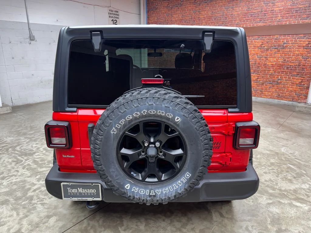Used 2022 Jeep Wrangler - photo 1