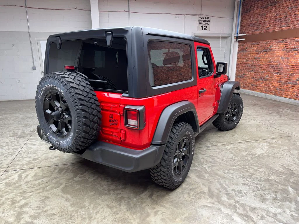 Used 2022 Jeep Wrangler - photo 2