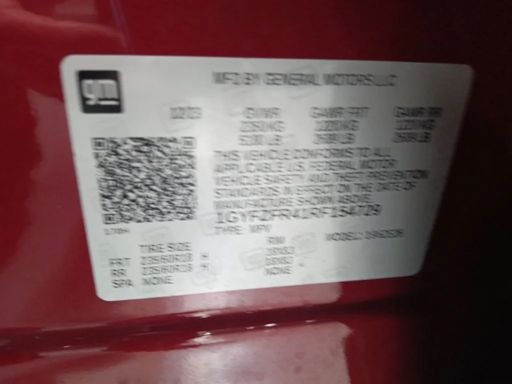 Used 2024 Cadillac XT4 - photo 2