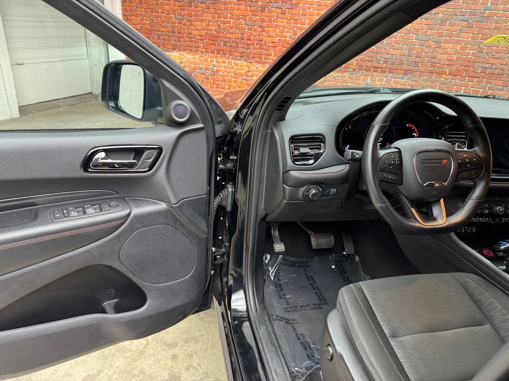 Used 2025 Dodge Durango - photo 2