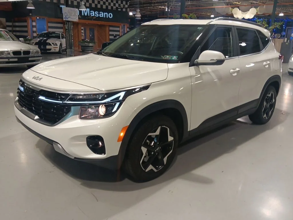 Used 2025 Kia Seltos - photo 1