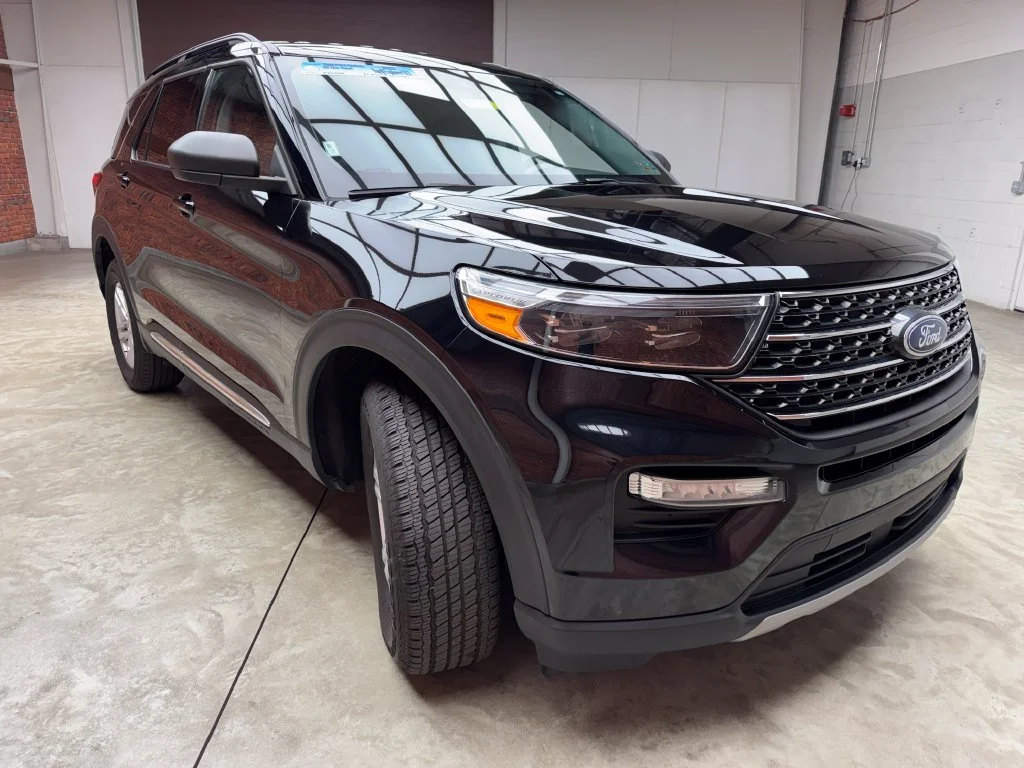 Used 2023 Ford Explorer - photo 1