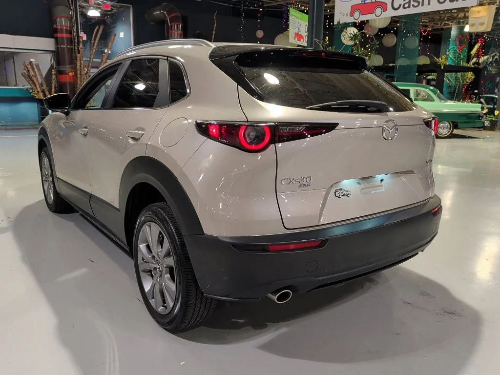 Used 2023 Mazda CX-30 - photo 2