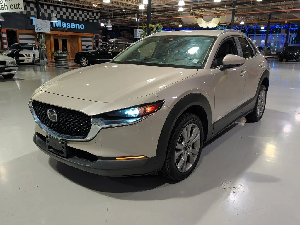 Used 2023 Mazda CX-30 - photo 2