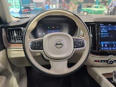 2022 Volvo XC60 FWD SUV for sale #F20859 - photo 2