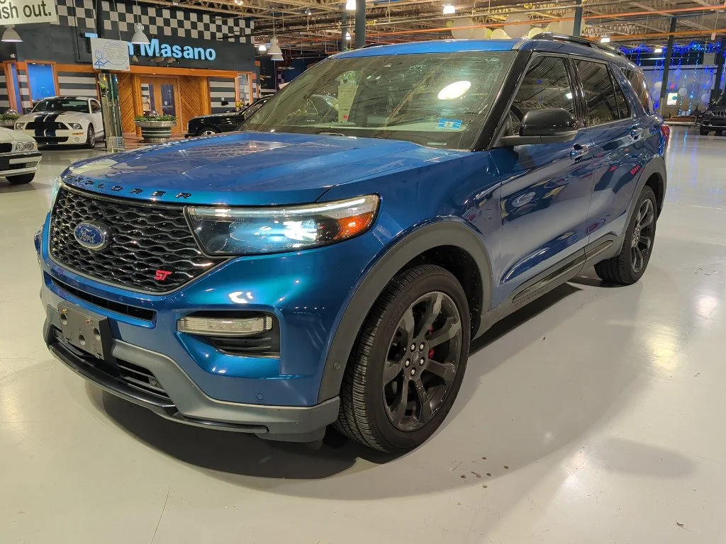 Used 2020 Ford Explorer - photo 2