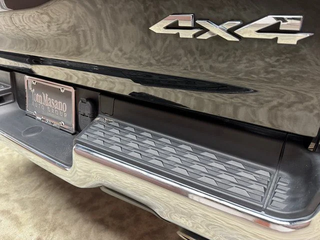 Used 2022 Ram 1500 - photo 2