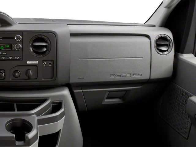 Used 2010 Ford E-350 - photo 18