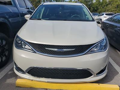 2017 Chrysler Pacifica FWD Minivan for sale #B26066A - photo 1