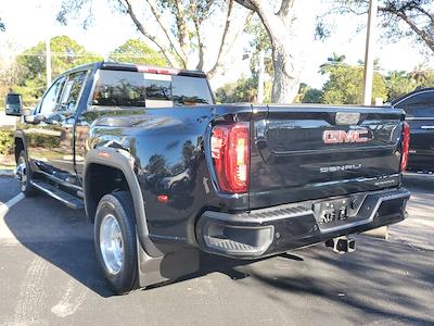 Used 2023 GMC Sierra 3500 - photo 1