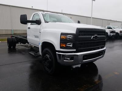 2023 Chevrolet Silverado 6500 Regular Cab DRW RWD, Morgan Truck Body Gold Star Box Truck for sale #23MD52 - photo 1