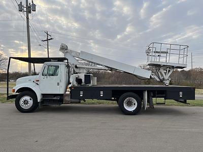 Used 2001 International 4900 boom 4x2 Crane Body for sale #1CW8284 - photo 1