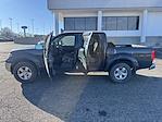 2010 Nissan Frontier Crew Cab 4WD Pickup for sale #1PT12713 - photo 4