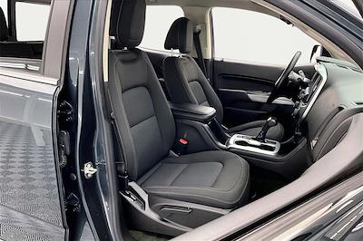 Used 2017 Chevrolet Colorado LT Crew Cab for sale #2FW11851 - photo 2