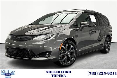 2019 Chrysler Pacifica FWD Minivan for sale #2PT12501 - photo 1