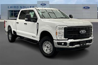 2025 Ford F-350 Crew Cab SRW 4x4 Pickup for sale #FK11230 - photo 2