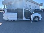 Used 2025 Chrysler Pacifica Select Minivan for sale #PT13146 - photo 8