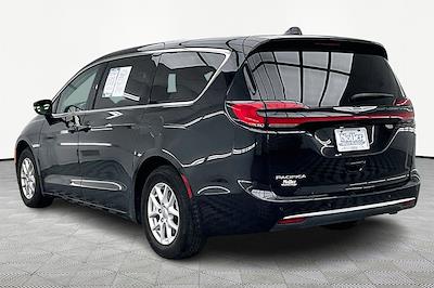 Used 2024 Chrysler Pacifica - photo 1