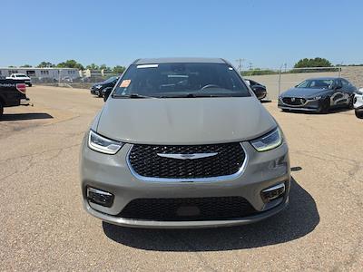 2025 Chrysler Pacifica FWD Minivan for sale #PT13650 - photo 2