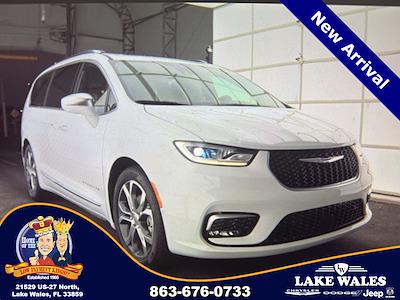 2024 Chrysler Pacifica FWD Minivan for sale #L188899 - photo 1