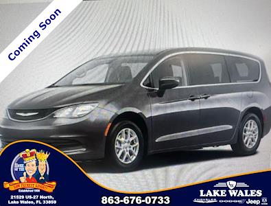 Used 2021 Chrysler Voyager - photo 1