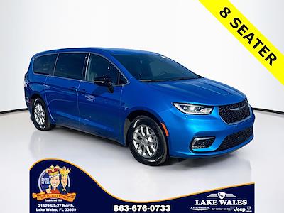 Used 2026 Chrysler Pacifica - photo 1