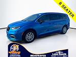 Used 2026 Chrysler Pacifica Select Minivan thumbnail 2