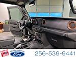 2020 Jeep Gladiator Crew Cab 4x4 Pickup for sale #25T903A - photo 26