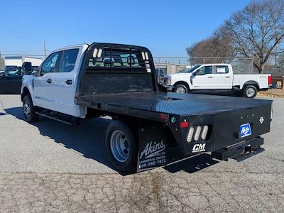 2022 Ford F-350 Crew Cab DRW 4WD, Flatbed Truck for sale #AEE12973 - photo 2