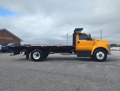 Used 2023 Ford F-650 - photo 1
