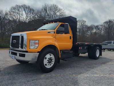 Used 2023 Ford F-650 - photo 1