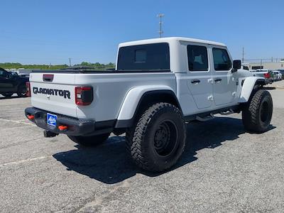 Used 2024 Jeep Gladiator - photo 2